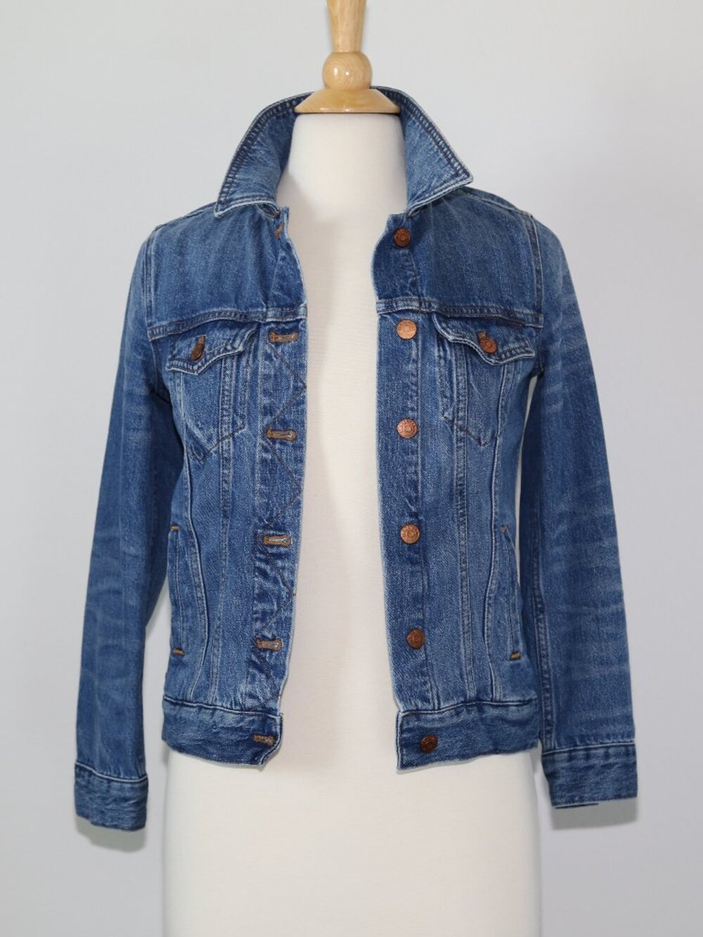 Madewell 100% cotton classic denim jacket SIZE XS